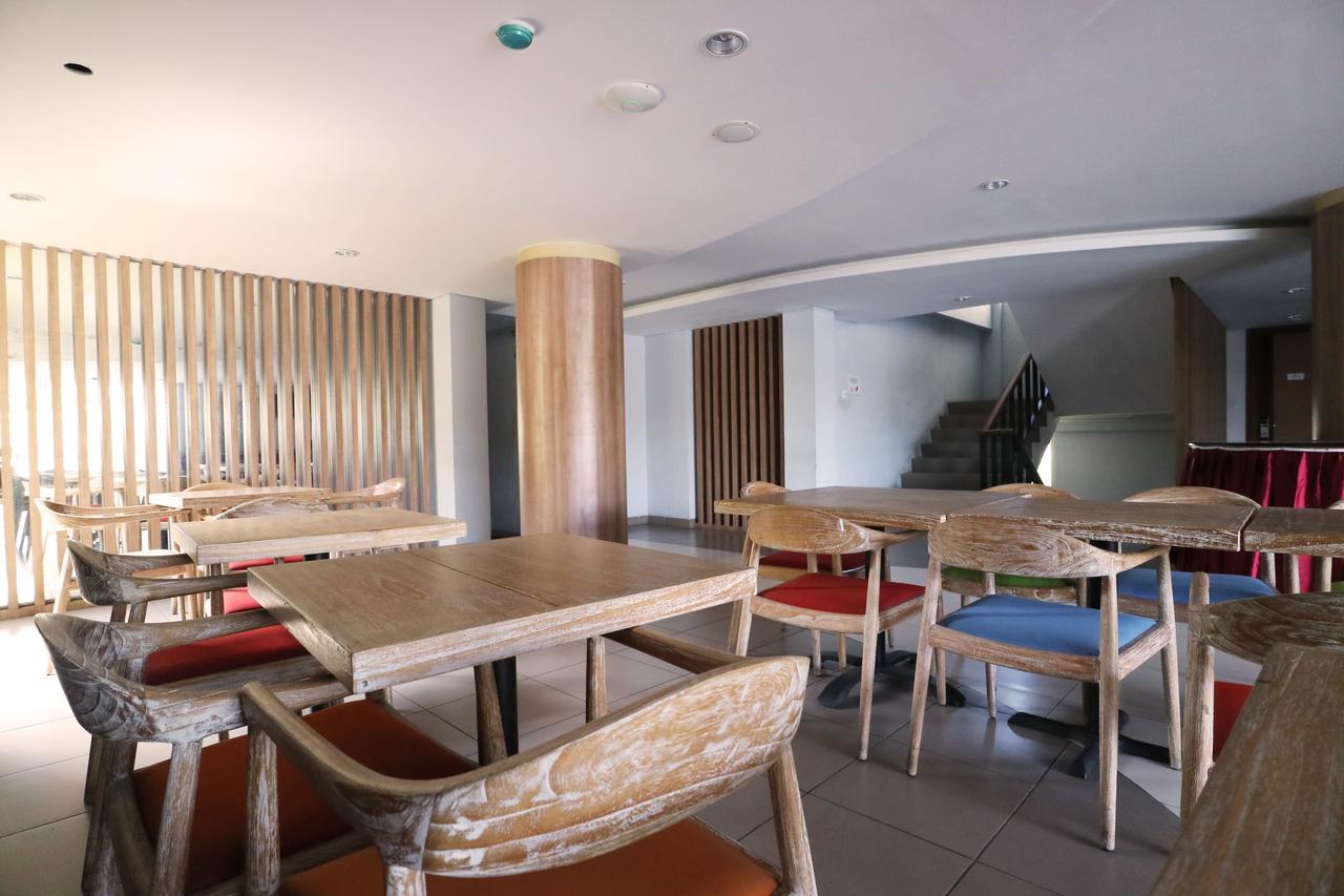 Santosa City Hotel Denpasar Kültér fotó