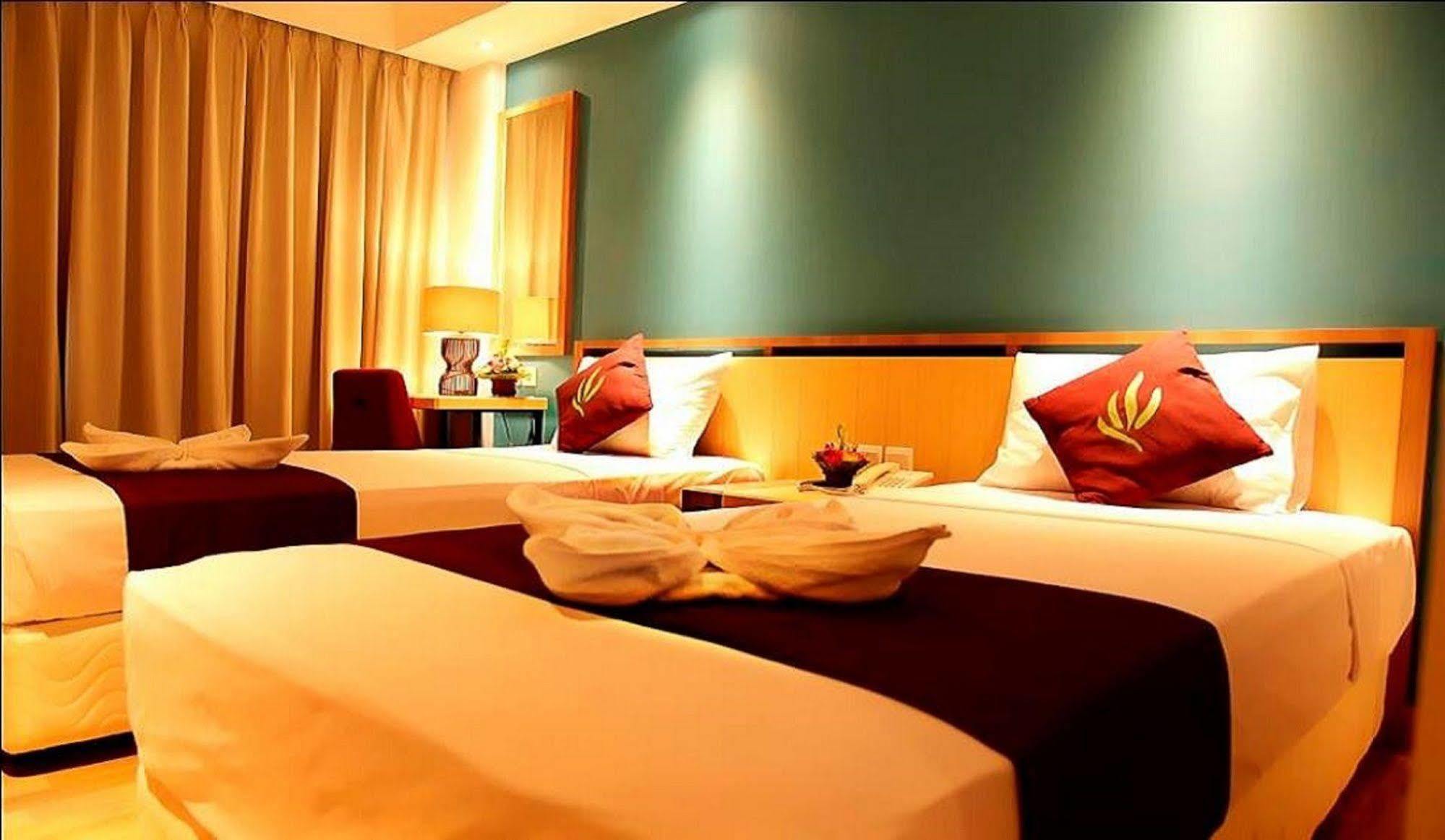 Santosa City Hotel Denpasar Kültér fotó
