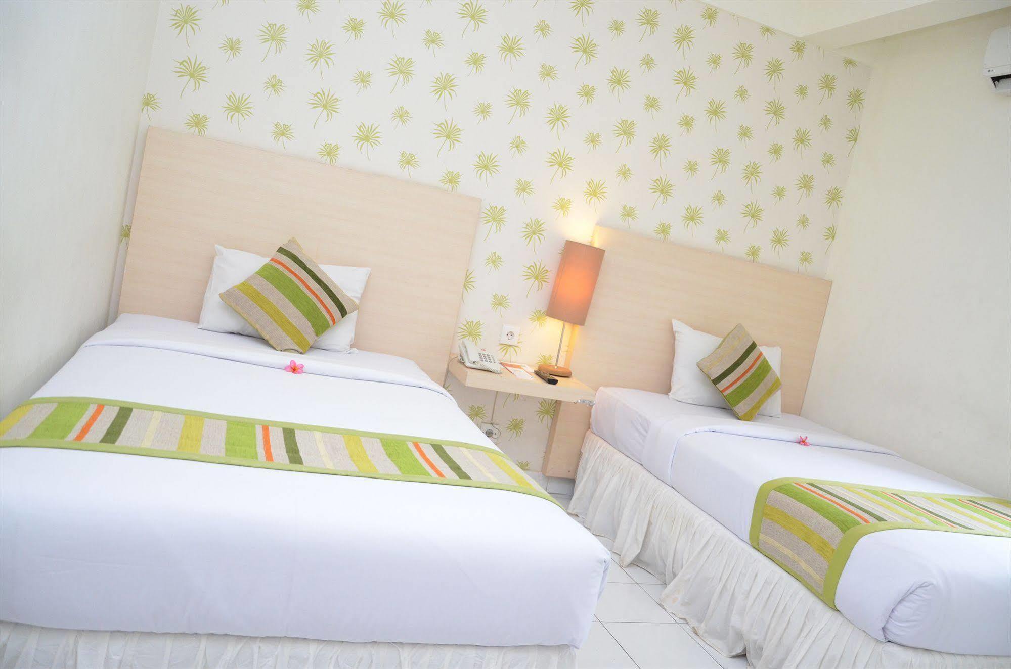 Santosa City Hotel Denpasar Kültér fotó